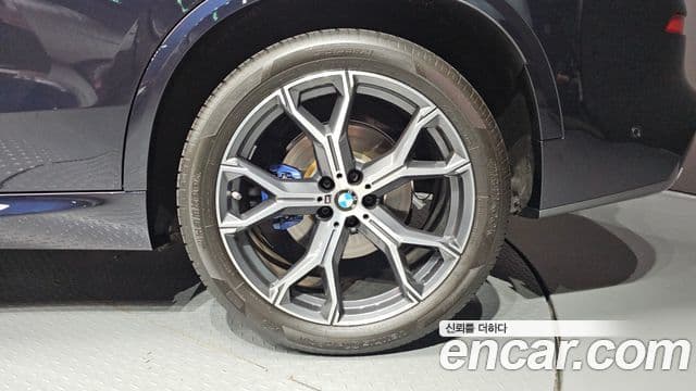 BMW X5 2024 — Photo 34/34