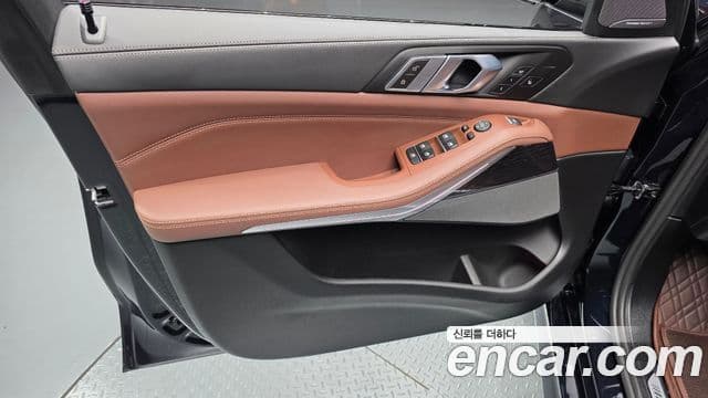 BMW X5 2024 — Photo 25/34
