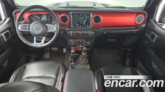 Jeep Wrangler 2020 — ფოტო 27/32