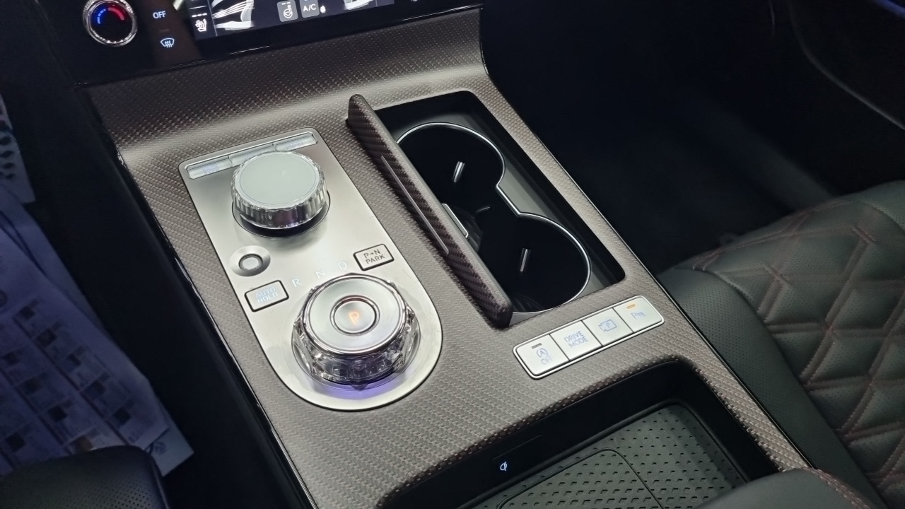 Genesis G80 2026 — Photo 2/18