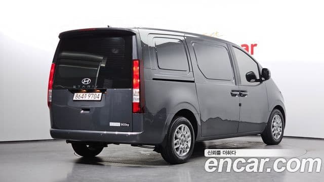 Hyundai Staria 2026 — Фото 2/20