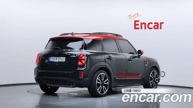 Mini Cooper S Countryman 2022 — Фото 2/20