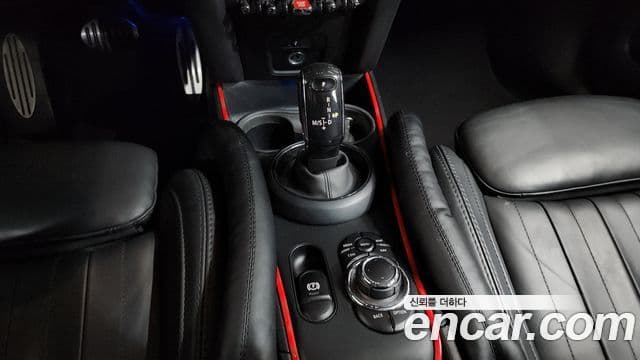 Mini Cooper S Countryman 2022 — Фото 9/20