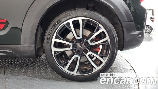 Mini Cooper S Countryman 2022 — Şəkil 23/34