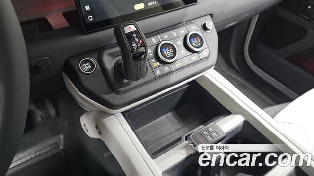 Land Rover Defender 2024 — Şəkil 16/20