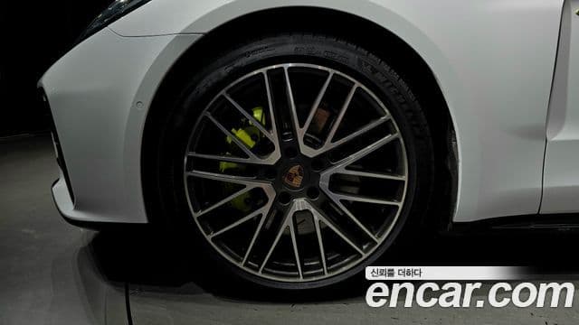 Porsche Panamera 2025 — Photo 3/34