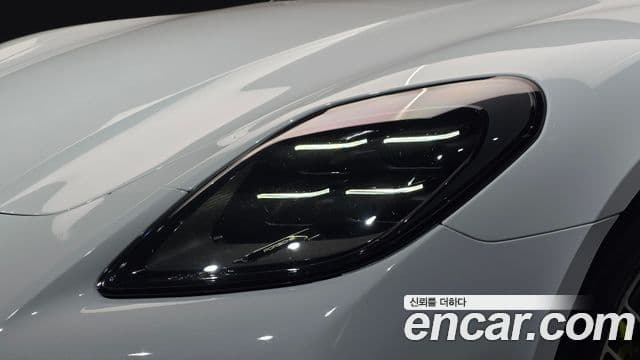 Porsche Panamera 2025 — Photo 22/34