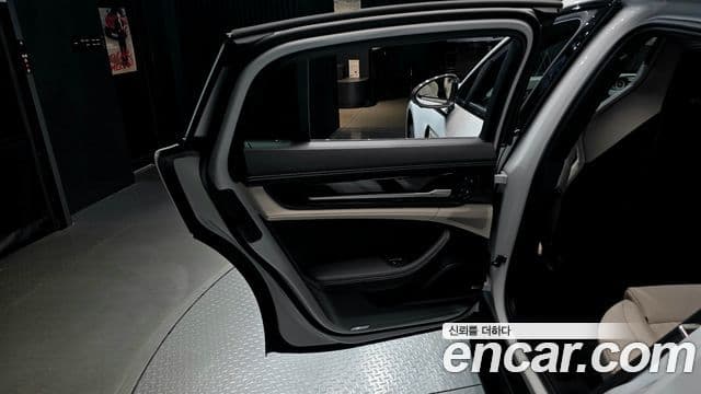 Porsche Panamera 2025 — Photo 1/34