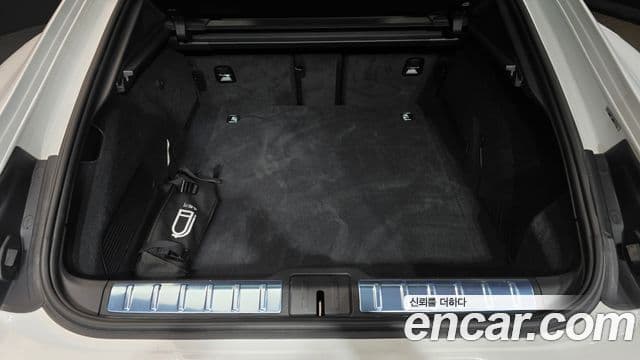 Porsche Panamera 2025 — Photo 27/34
