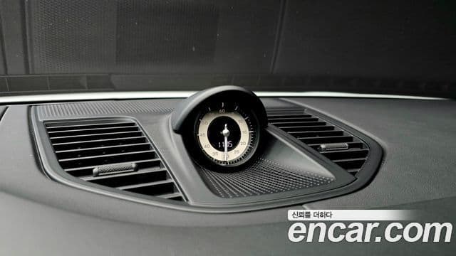 Porsche Panamera 2025 — Photo 24/34