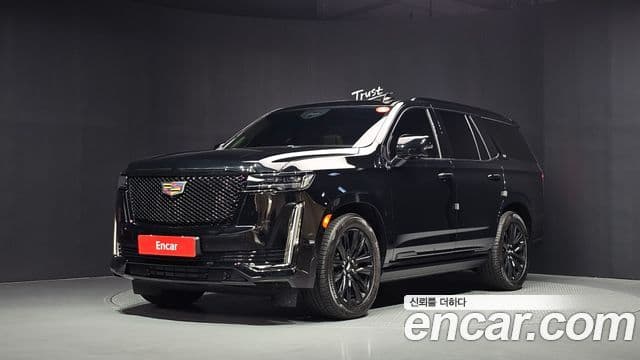 Cadillac Escalade 2023 — Фото 1/20