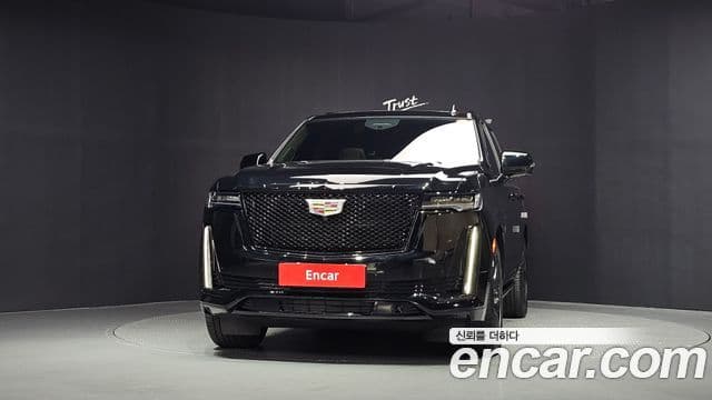 Cadillac Escalade 2023 — Фото 3/20