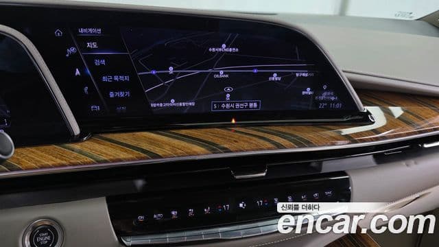 Cadillac Escalade 2023 — Фото 14/20