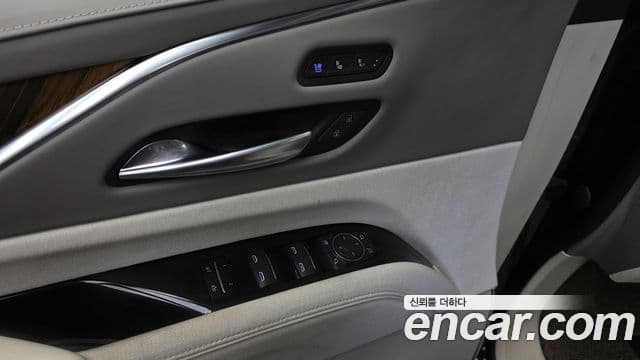Cadillac Escalade 2023 — Şəkil 23/33