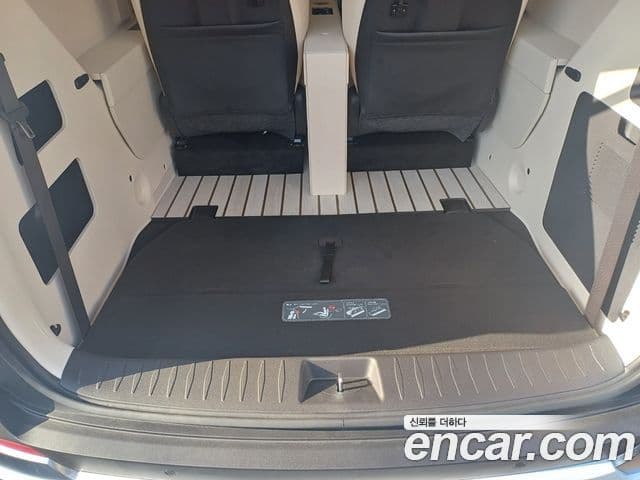 Kia Carnival 2025 — Фото 9/14
