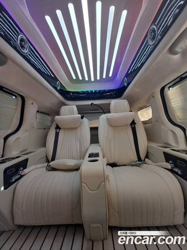 Kia Carnival 2025 — Фото 12/14