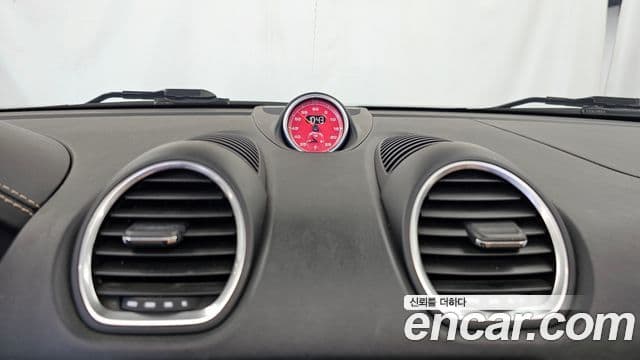 Porsche 718 Boxster 2019 — ფოტო 29/33