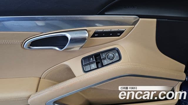 Porsche 718 Boxster 2019 — ფოტო 31/33