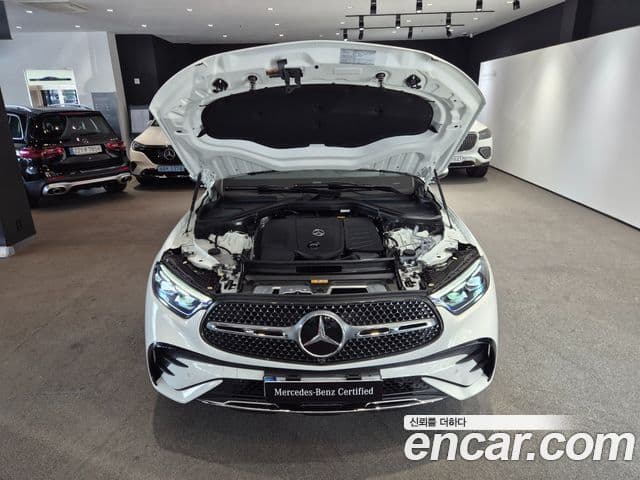 Mercedes-Benz GLC-Class 2026 — Photo 12/20