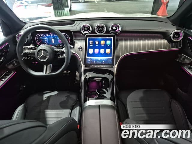 Mercedes-Benz GLC-Class 2026 — Photo 5/20