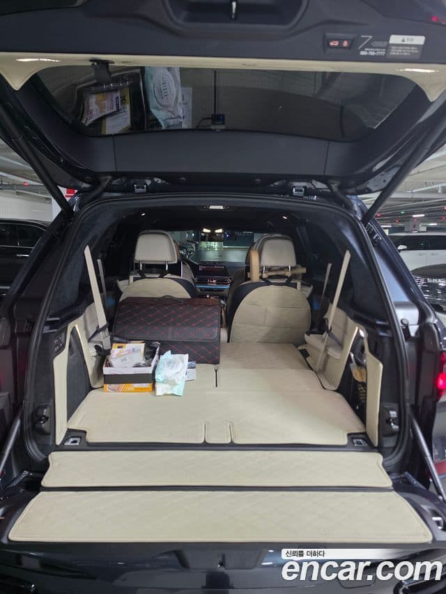 BMW X7 2021 — Photo 4/12
