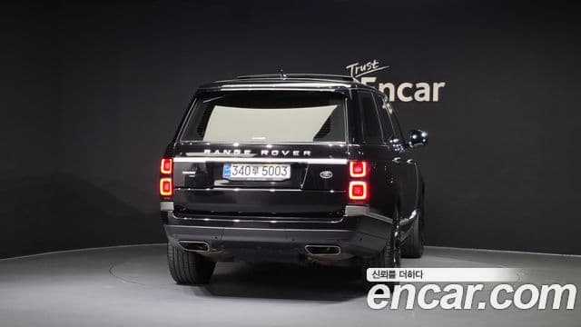 Land Rover Range Rover 2020 — Photo 17/20