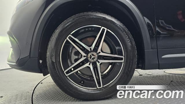Mercedes-Benz EQA 2023 — ფოტო 19/32