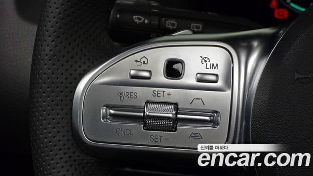 Mercedes-Benz EQA 2023 — ფოტო 14/32