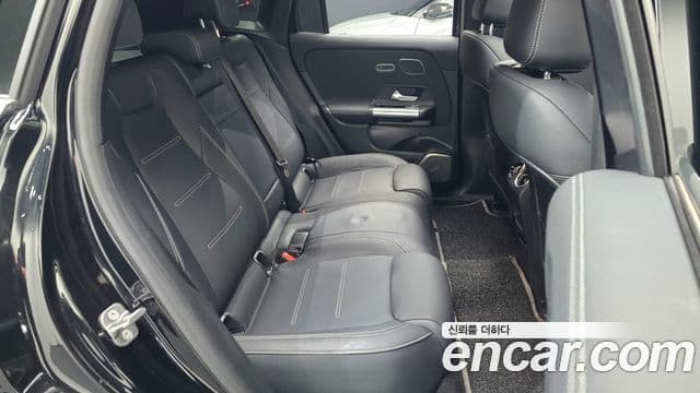 Mercedes-Benz EQA 2023 — ფოტო 18/32