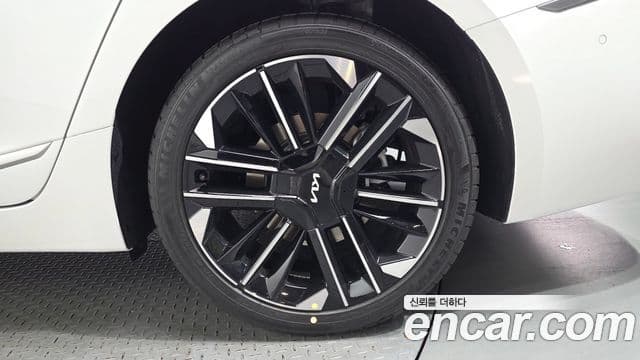Kia K8 2026 — Şəkil 24/34
