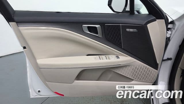 Kia K8 2026 — Şəkil 18/34