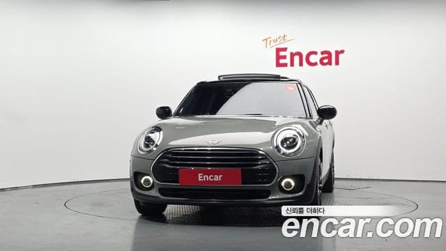 Mini Cooper Clubman 2021 — Фото 3/20