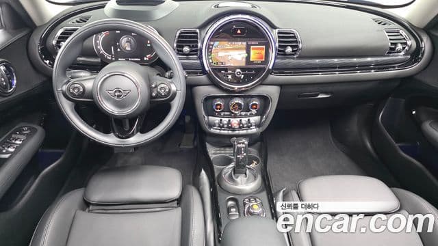 Mini Cooper Clubman 2021 — Фото 7/20
