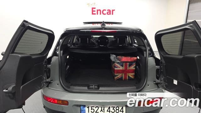 Mini Cooper Clubman 2021 — Фото 20/20