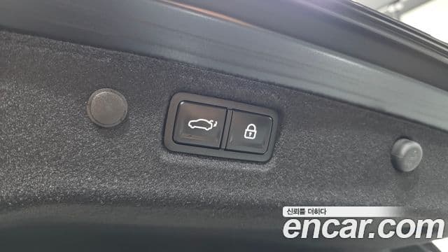 Kia K5 2024 — ფოტო 16/20
