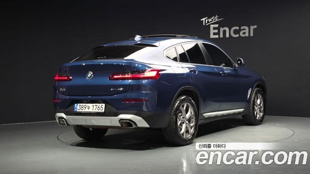 BMW X4 2023 — Photo 11/38