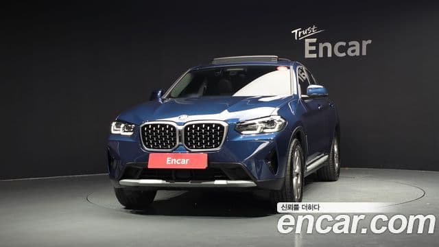 BMW X4 2023 — Photo 10/38