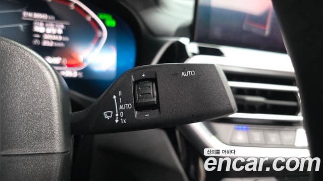 BMW X4 2023 — Photo 29/38