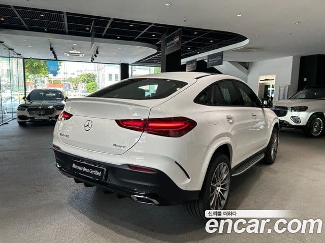Mercedes-Benz GLE-Class 2026 — Photo 14/19