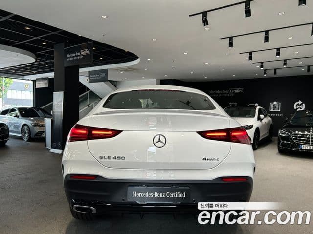 Mercedes-Benz GLE-Class 2026 — Photo 9/19