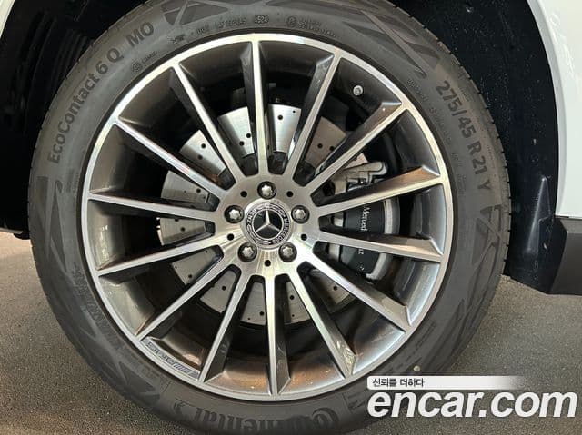 Mercedes-Benz GLE-Class 2026 — Photo 8/19