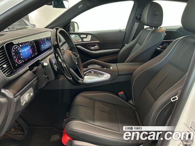 Mercedes-Benz GLE-Class 2026 — Photo 12/19