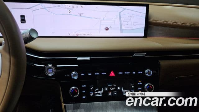 Genesis G80 2024 — Photo 16/37