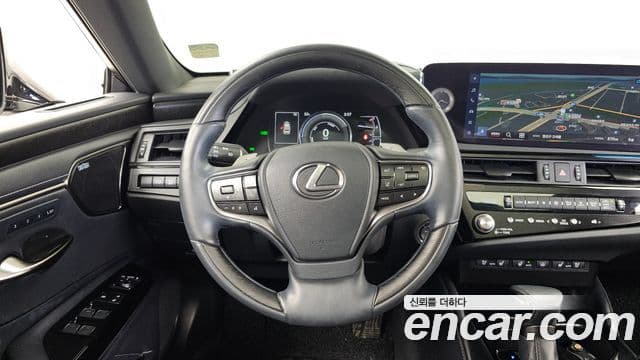 Lexus ES300h 2024 — Şəkil 5/35