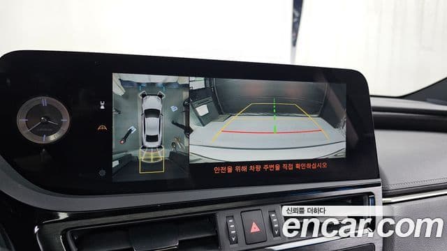 Lexus ES300h 2024 — Şəkil 18/35