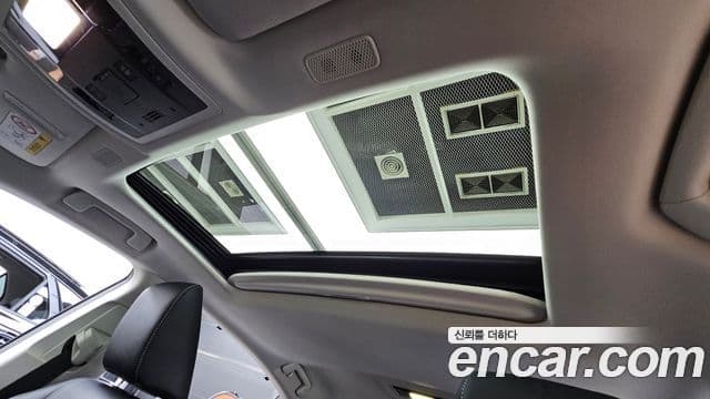 Lexus ES300h 2024 — Şəkil 24/35
