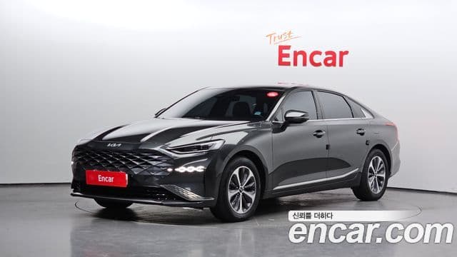 Kia K8 2022 — Şəkil 17/33