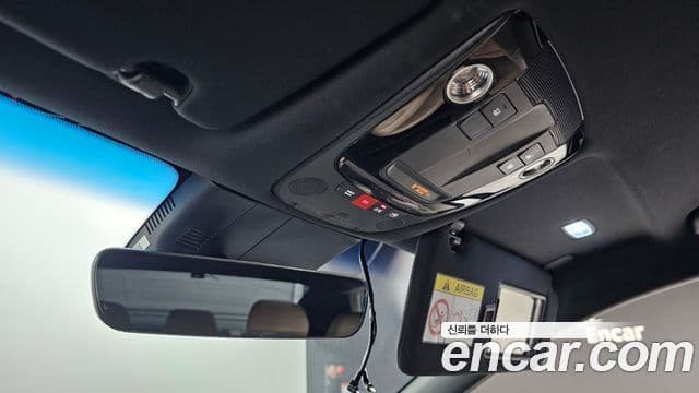 Kia K8 2022 — Şəkil 32/33