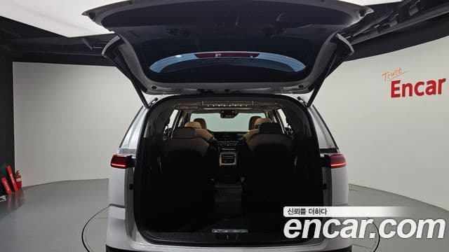 Kia Carnival 2021 — Фото 20/20