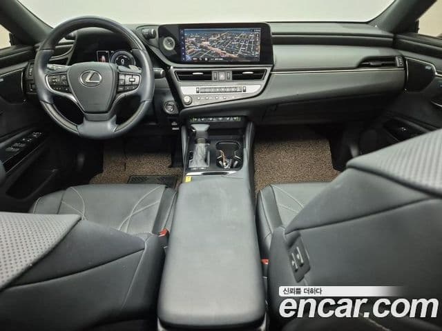 Lexus ES300h 2024 — Şəkil 16/19